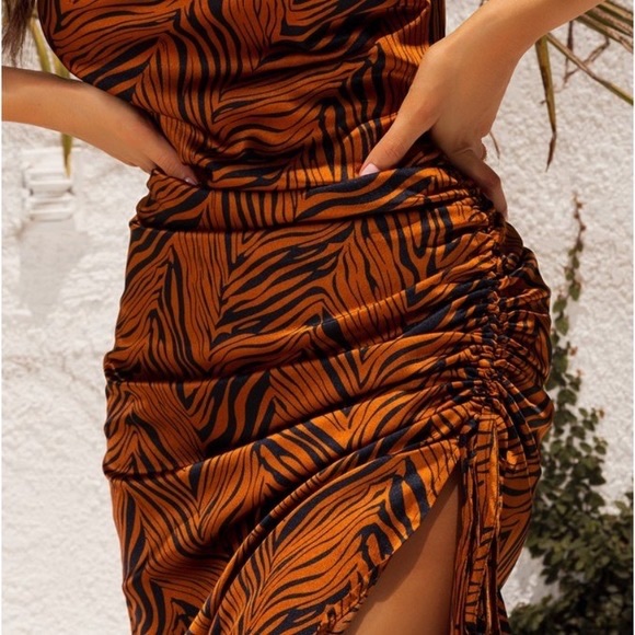 ACOA Burnt Orange and Navy Striped Dress Size Large - Picture 3 of 9